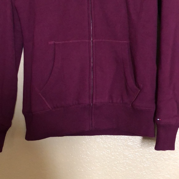 Tommy Hilfiger faux fur hoodie. - Picture 4 of 11